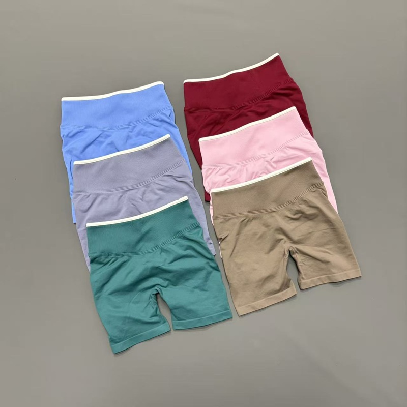 Ignite Sculp Scrun Gym Shorts  - đánh giá và giá Ignite Yoga Fitness