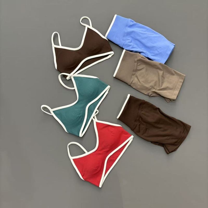 2 Piece Sports Set Ignite Scul - đánh giá và giá Ignite Yoga Fitness